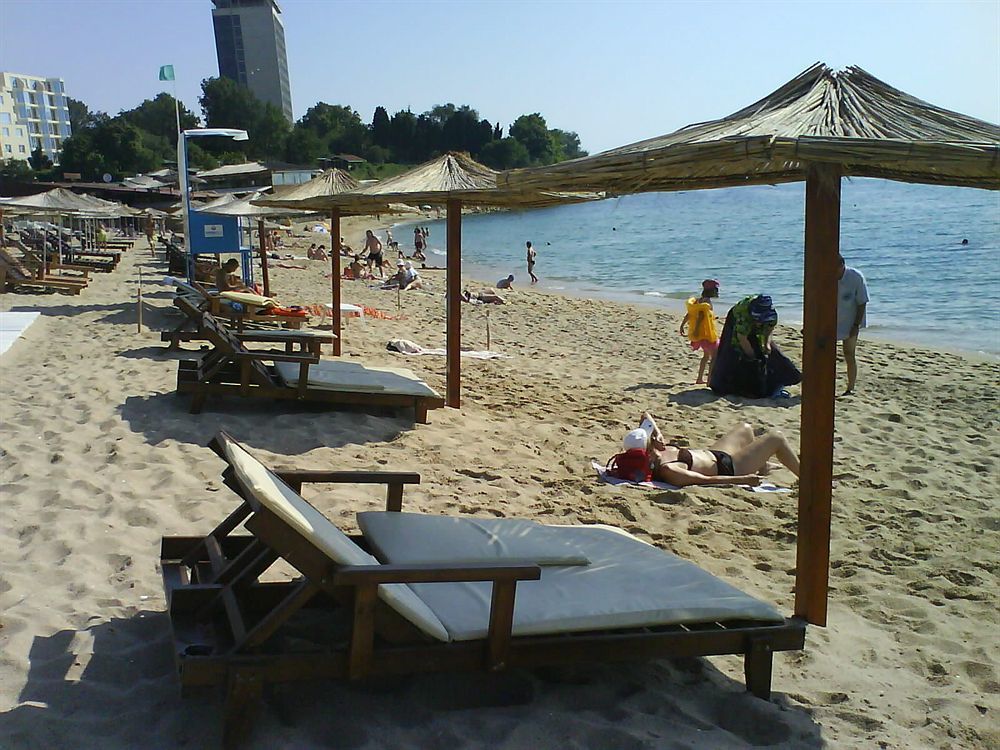 Villa Eden Golden Sands Exterior foto